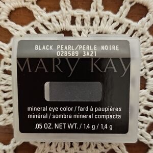 Mary Kay Black Pearl Mineral Eye Shadow